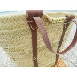 grand panier osier avec son contour en cuir