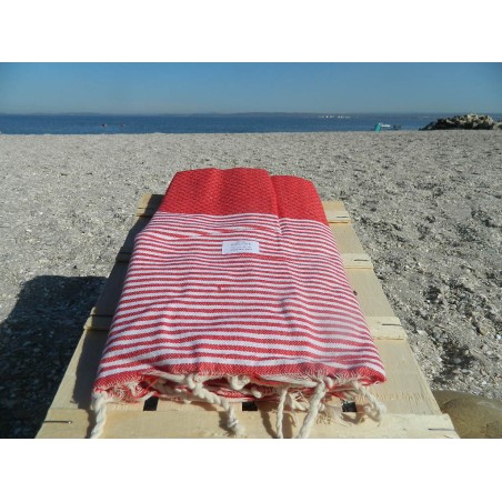 fouta nid abeille rouge