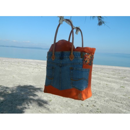 panier de plage en raphia motif jean et toile de jute
