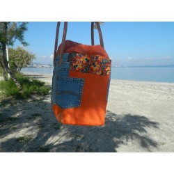 panier de plage en raphia motif jean et toile de jute