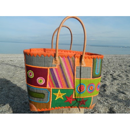 grand panier de plage en raphia orange