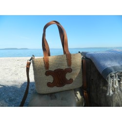 petit panier en raphia tricoté main- doubles anses cuir