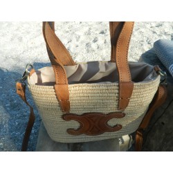 petit panier en raphia tricoté main- doubles anses cuir
